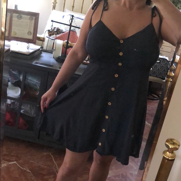 #23 GIRLY & FLIRTY LITTLE BLACK DOTTED DRESS - Picture 8 of 8